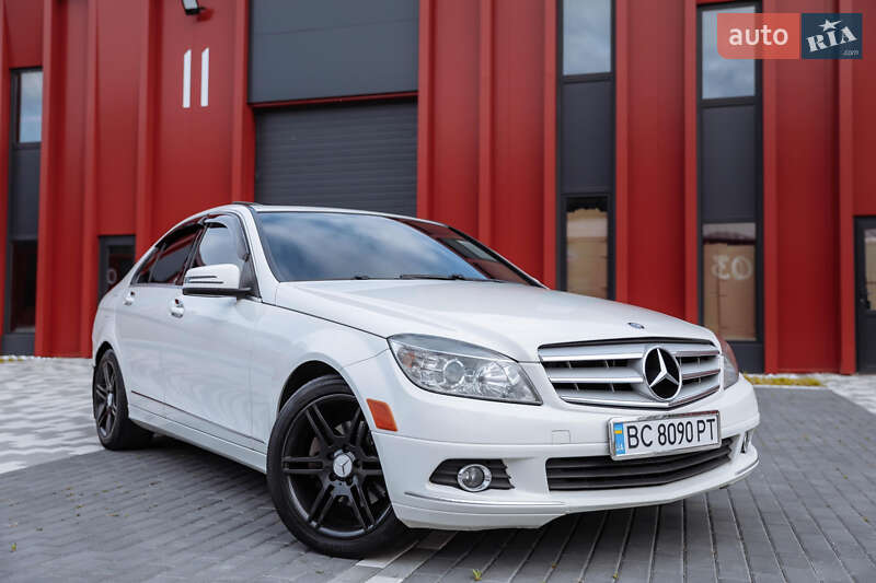 Седан Mercedes-Benz C-Class 2010 в Львове