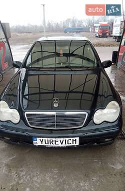 Седан Mercedes-Benz C-Class 2001 в Коростене