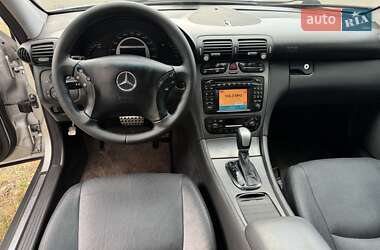 Седан Mercedes-Benz C-Class 2003 в 