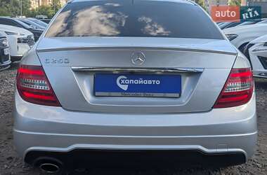 Седан Mercedes-Benz C-Class 2011 в 