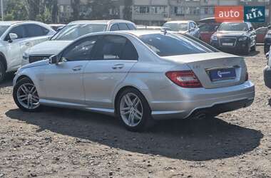 Седан Mercedes-Benz C-Class 2011 в 