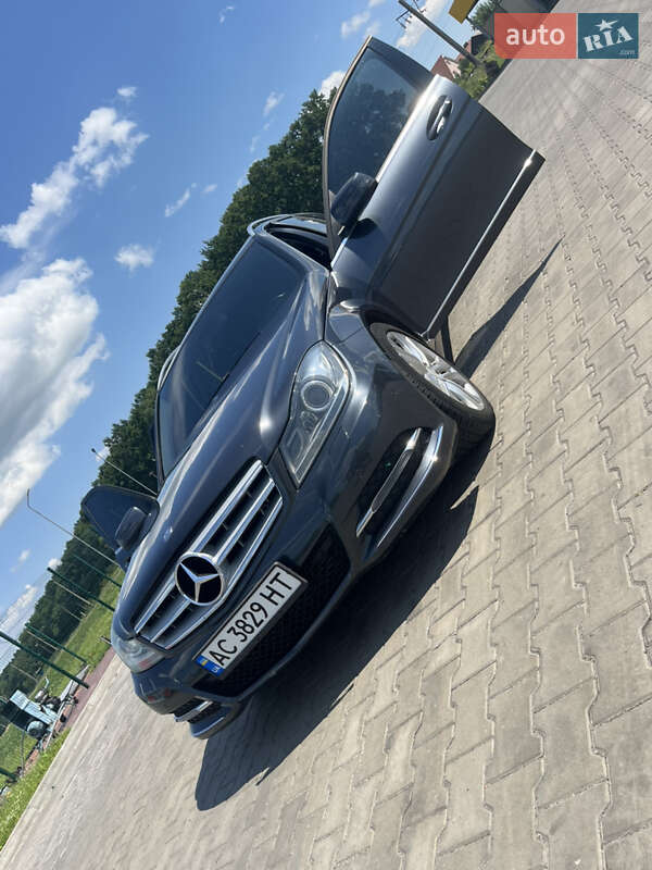 Универсал Mercedes-Benz C-Class 2014 в Луцке