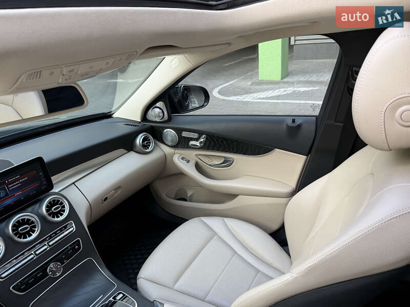 Седан Mercedes-Benz C-Class 2016 в Києві