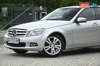Седан Mercedes-Benz C-Class 2009 в 