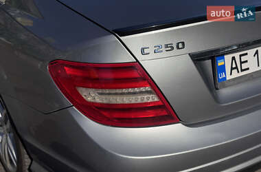 Седан Mercedes-Benz C-Class 2012 в 