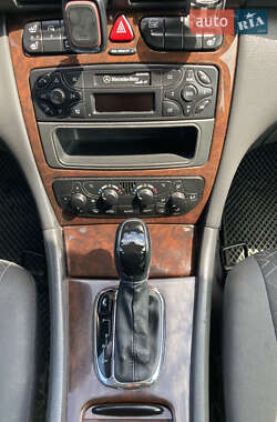 Универсал Mercedes-Benz C-Class 2003 в 