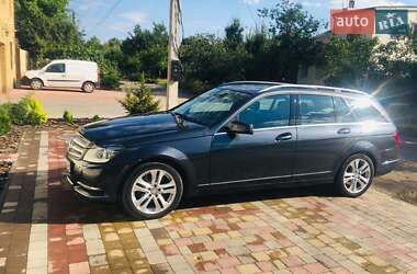 Универсал Mercedes-Benz C-Class 2014 в Харькове
