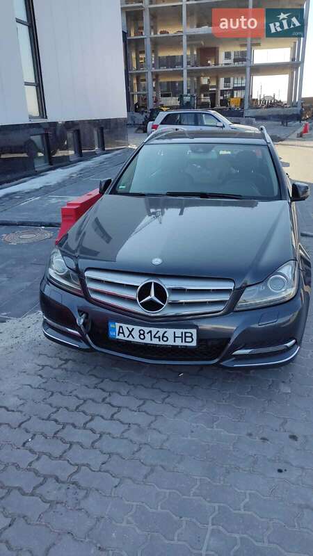 Универсал Mercedes-Benz C-Class 2014 в Харькове фото 6 Универсал Mercedes-Benz C-Class 2014 в Харькове
