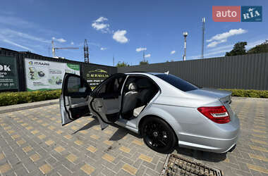 Седан Mercedes-Benz C-Class 2012 в 