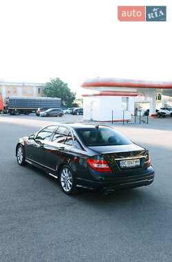 Седан Mercedes-Benz C-Class 2013 в 