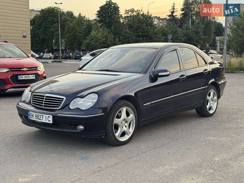Mercedes-Benz C-Class 2001