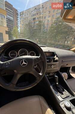 Седан Mercedes-Benz C-Class 2007 в 