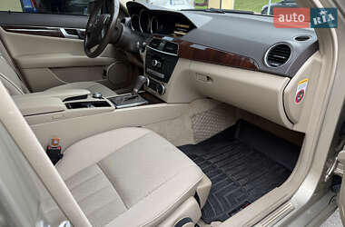 Седан Mercedes-Benz C-Class 2011 в 
