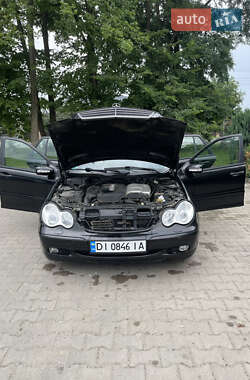 Універсал Mercedes-Benz C-Class 2002 в 