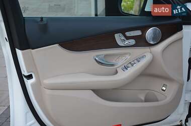 Седан Mercedes-Benz C-Class 2019 в 