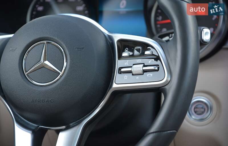 Седан Mercedes-Benz C-Class 2019 в Києві