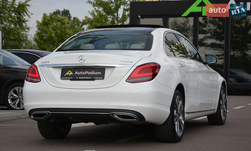 Седан Mercedes-Benz C-Class 2019 в Києві