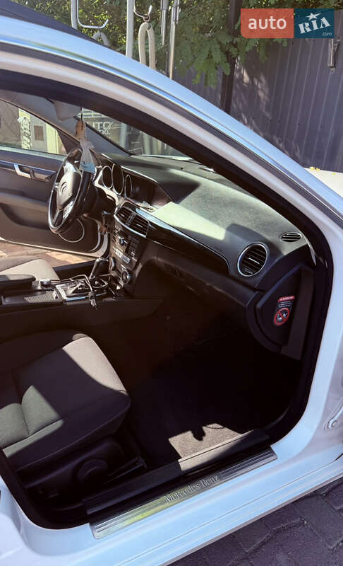Универсал Mercedes-Benz C-Class 2013 в Калуше
