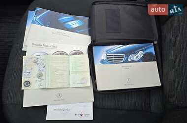 Седан Mercedes-Benz C-Class 2005 в 