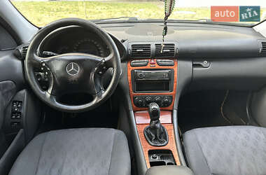 Седан Mercedes-Benz C-Class 2002 в 