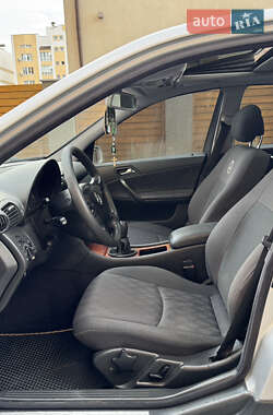 Седан Mercedes-Benz C-Class 2002 в 