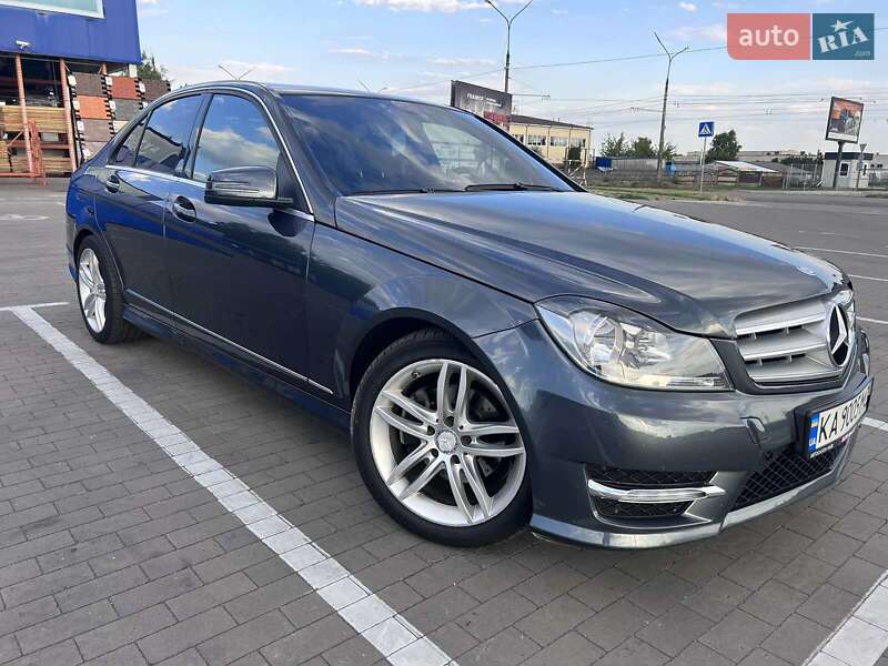 Седан Mercedes-Benz C-Class 2012 в Білій Церкві