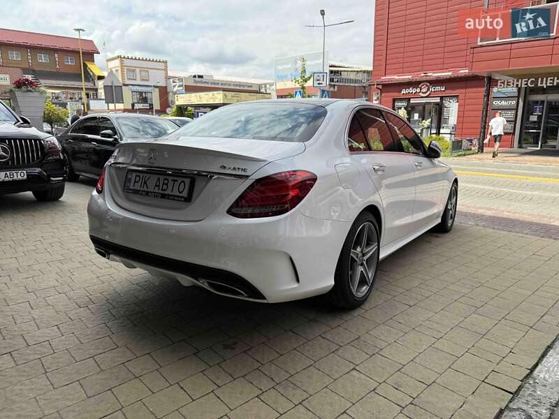 Седан Mercedes-Benz C-Class 2018 в Львове