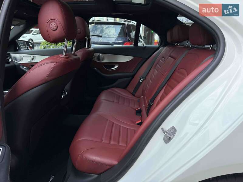 Седан Mercedes-Benz C-Class 2018 в Львове