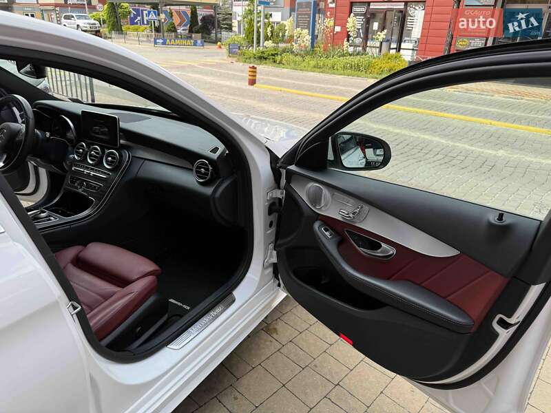 Седан Mercedes-Benz C-Class 2018 в Львове