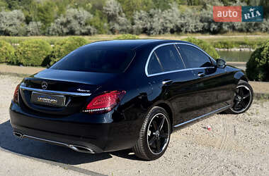 Седан Mercedes-Benz C-Class 2017 в 