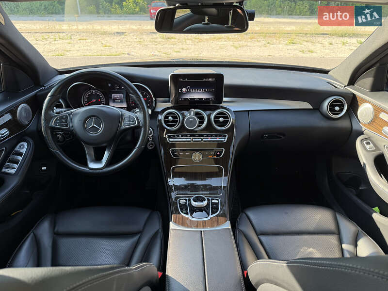 Седан Mercedes-Benz C-Class 2017 в Дніпрі