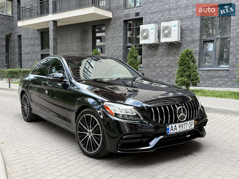 Mercedes-Benz C-Class 2021
