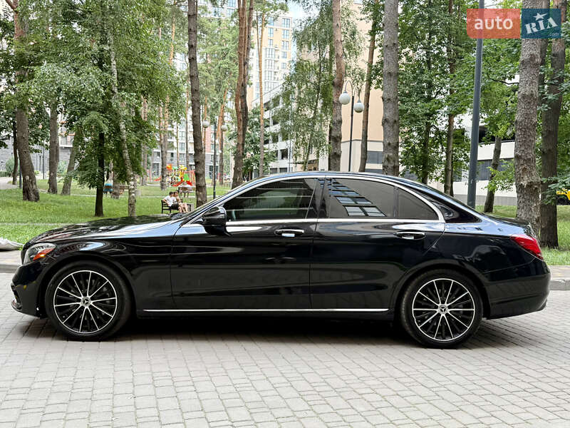 Седан Mercedes-Benz C-Class 2021 в Києві
