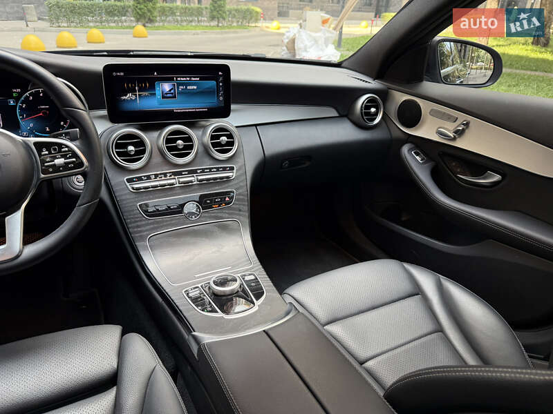 Седан Mercedes-Benz C-Class 2021 в Києві