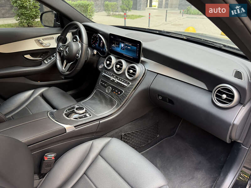 Седан Mercedes-Benz C-Class 2021 в Києві