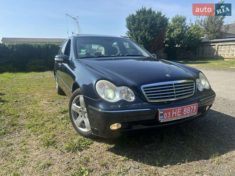 Седан Mercedes-Benz C-Class 2003 в Луцке