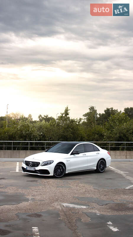 Седан Mercedes-Benz C-Class 2019 в Києві