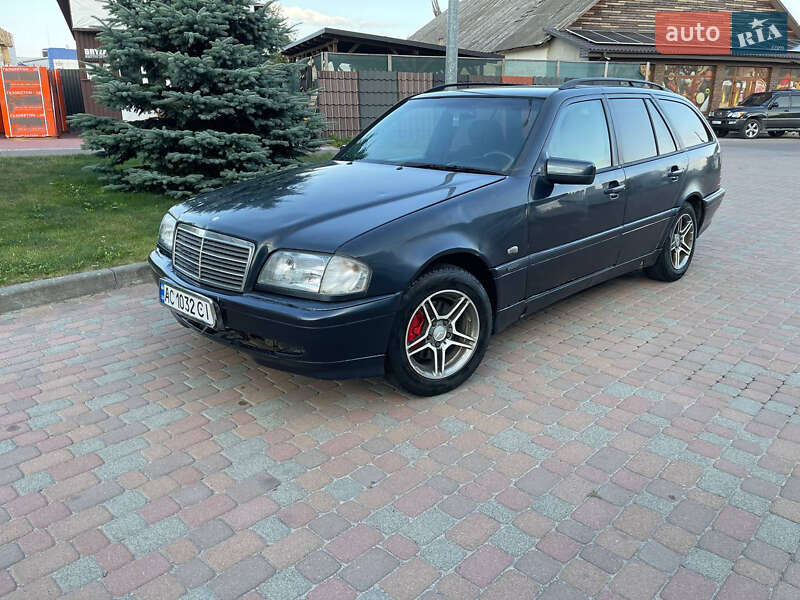 Універсал Mercedes-Benz C-Class 1998 в Сарнах