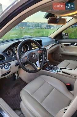 Седан Mercedes-Benz C-Class 2012 в 
