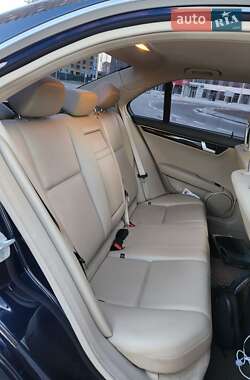 Седан Mercedes-Benz C-Class 2012 в 