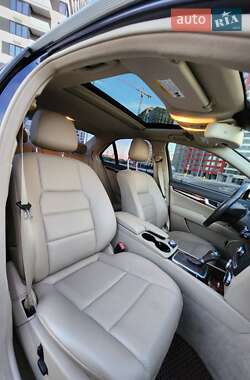 Седан Mercedes-Benz C-Class 2012 в 