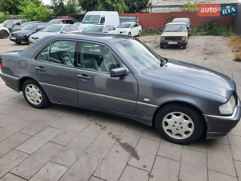 Седан Mercedes-Benz C-Class 1997 в Ирпене
