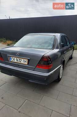 Седан Mercedes-Benz C-Class 1997 в 