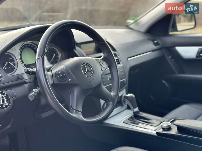 Седан Mercedes-Benz C-Class 2007 в Старокостянтинові