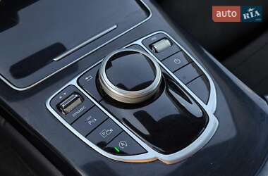 Універсал Mercedes-Benz C-Class 2019 в 