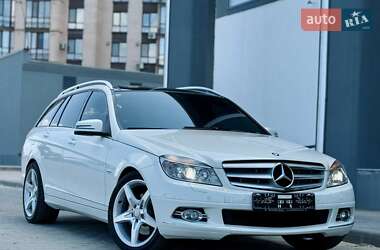 Универсал Mercedes-Benz C-Class 2009 в 
