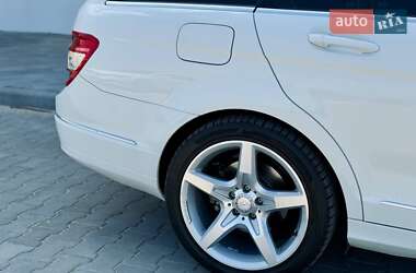Универсал Mercedes-Benz C-Class 2009 в 