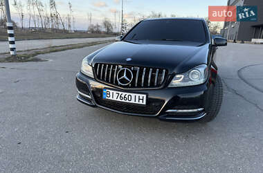 Седан Mercedes-Benz C-Class 2011 в 
