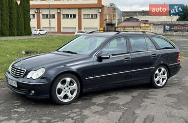 Універсал Mercedes-Benz C-Class 2004 в Хмельницькому
