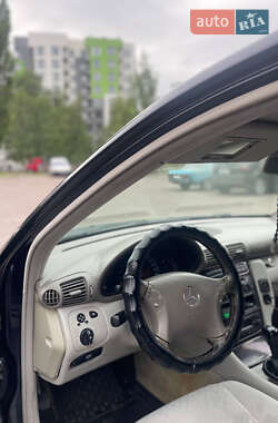 Седан Mercedes-Benz C-Class 2001 в 